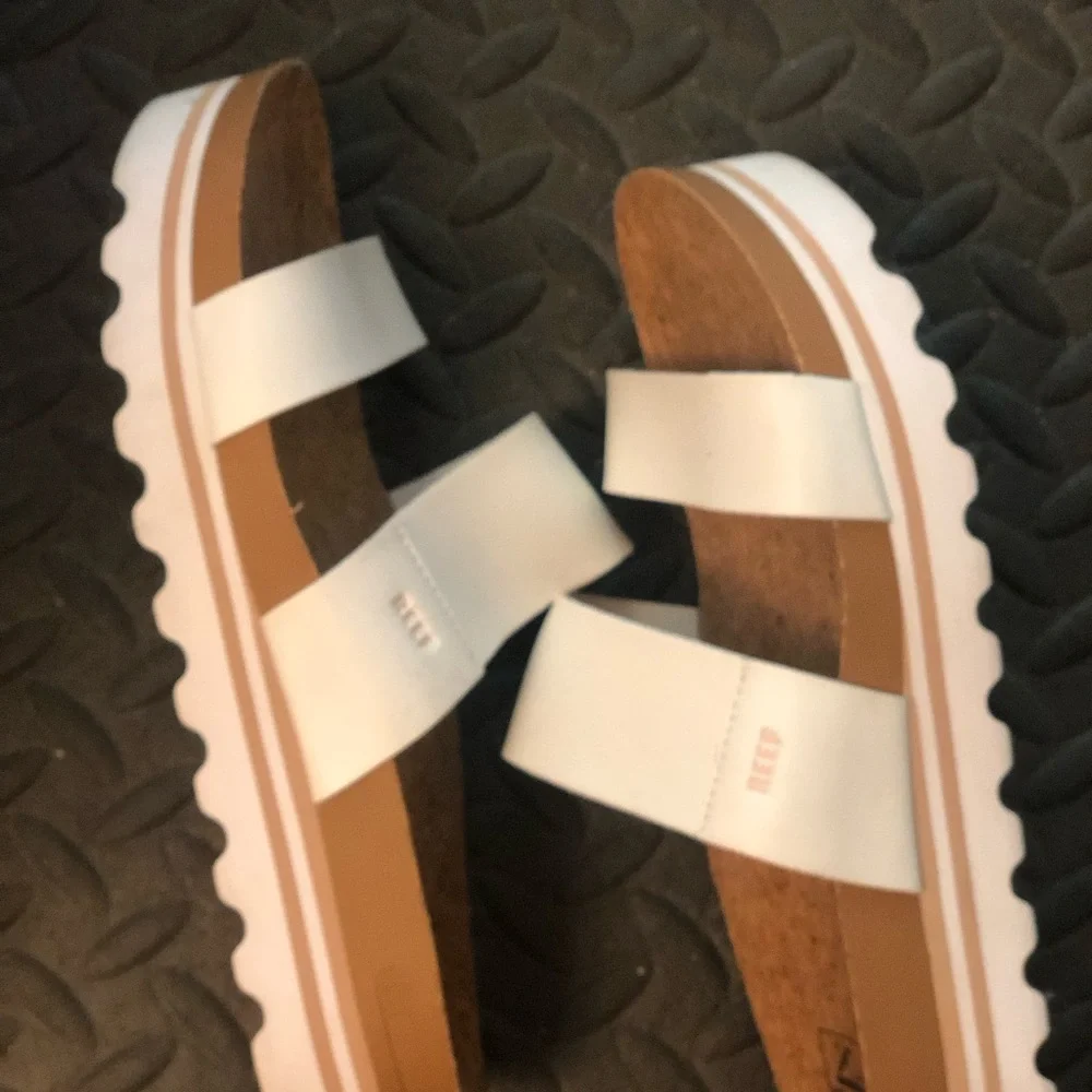 Reef woman White Double-Strap Cork Footbed Slide Vista Sandal sz 9